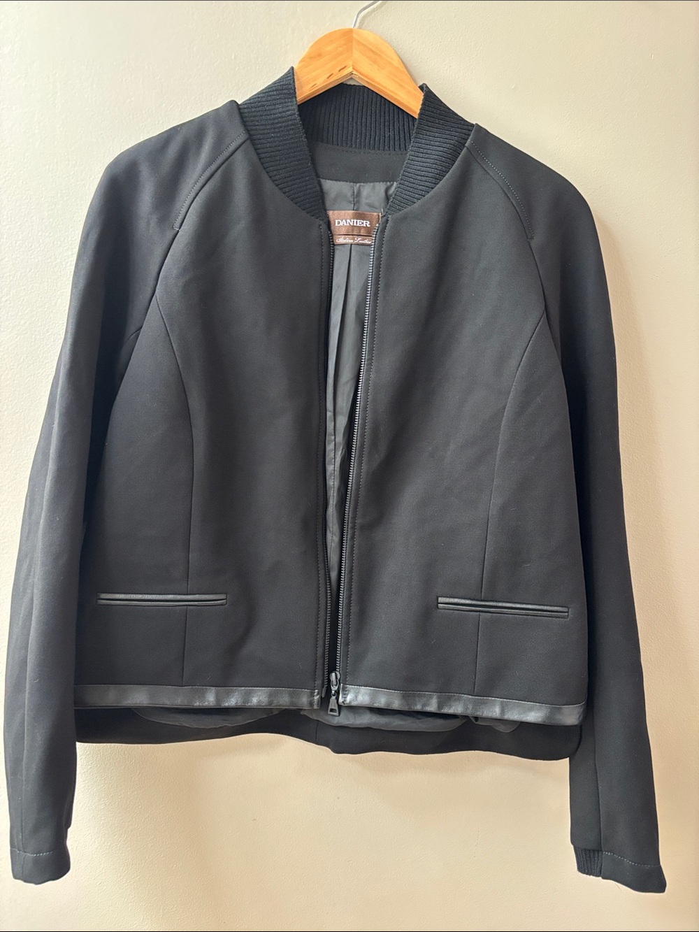 Danier women's blazer bomber style leather detailing